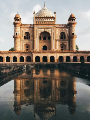 pexels-timfuzail-2792601